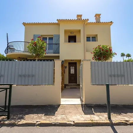 Splendid Air-conditioned 1 Bedroom With Balcony - Dodo Et Tartine Vakantiehuis